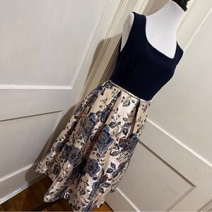 R&M Richards Midnight Blue Winter Gown with Metallic Highlights Women's Size 10